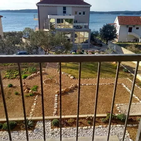 Apartment Hvar Zavala